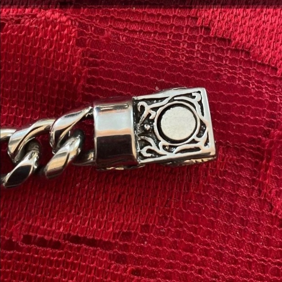 Willie G Magnetic clasp Womens Bracelets - Picture 5 of 7